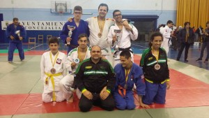 Fotografía de grupo de participantes en el Campeonato de España de judo para Ciegos y Deficientes Visuales