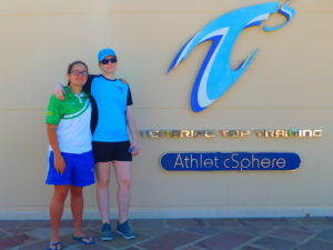 Las dos andaluzas en las instalaciones deportivas de Tenerife